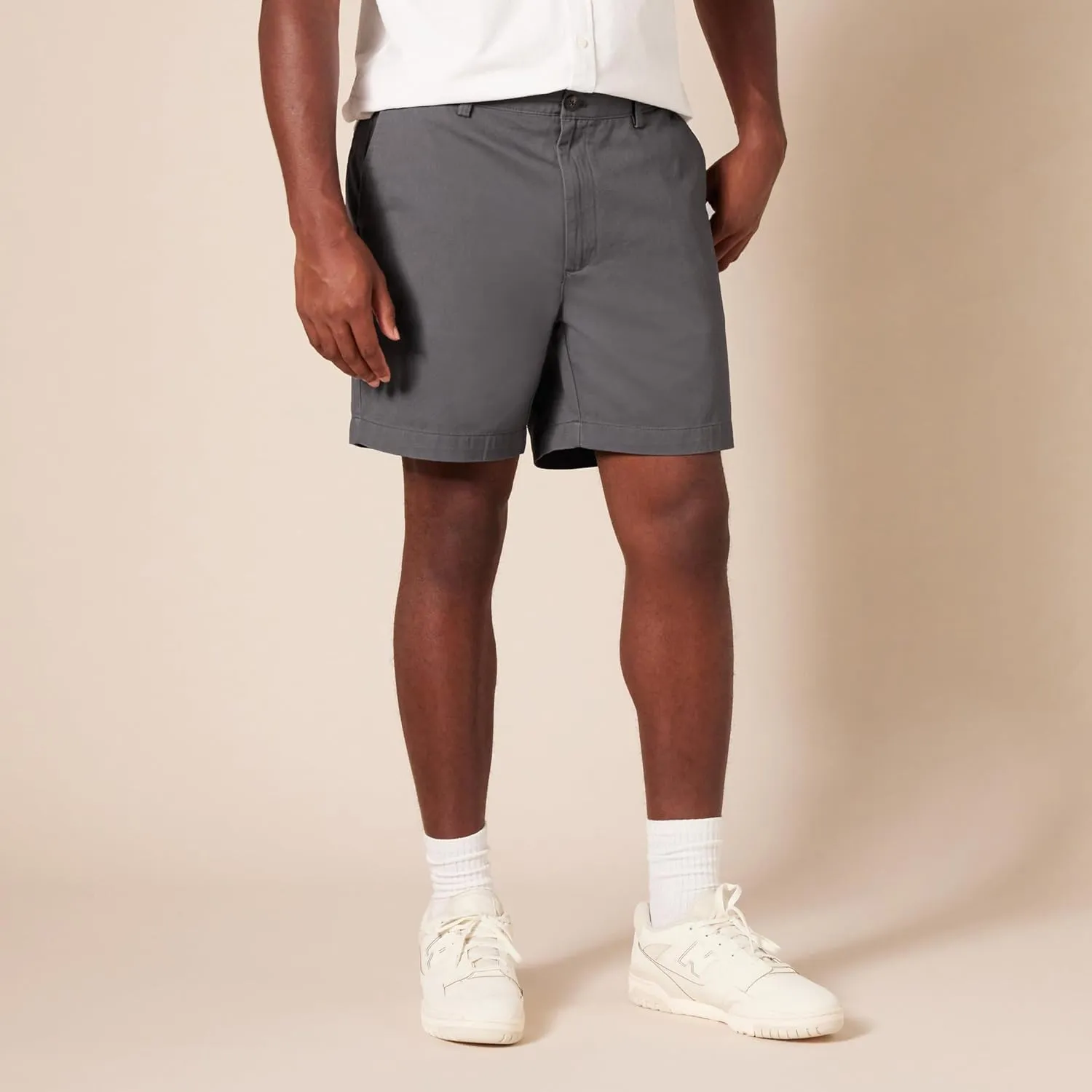 Amazon Essentials Men's Classic-Fit 7" Chino Short