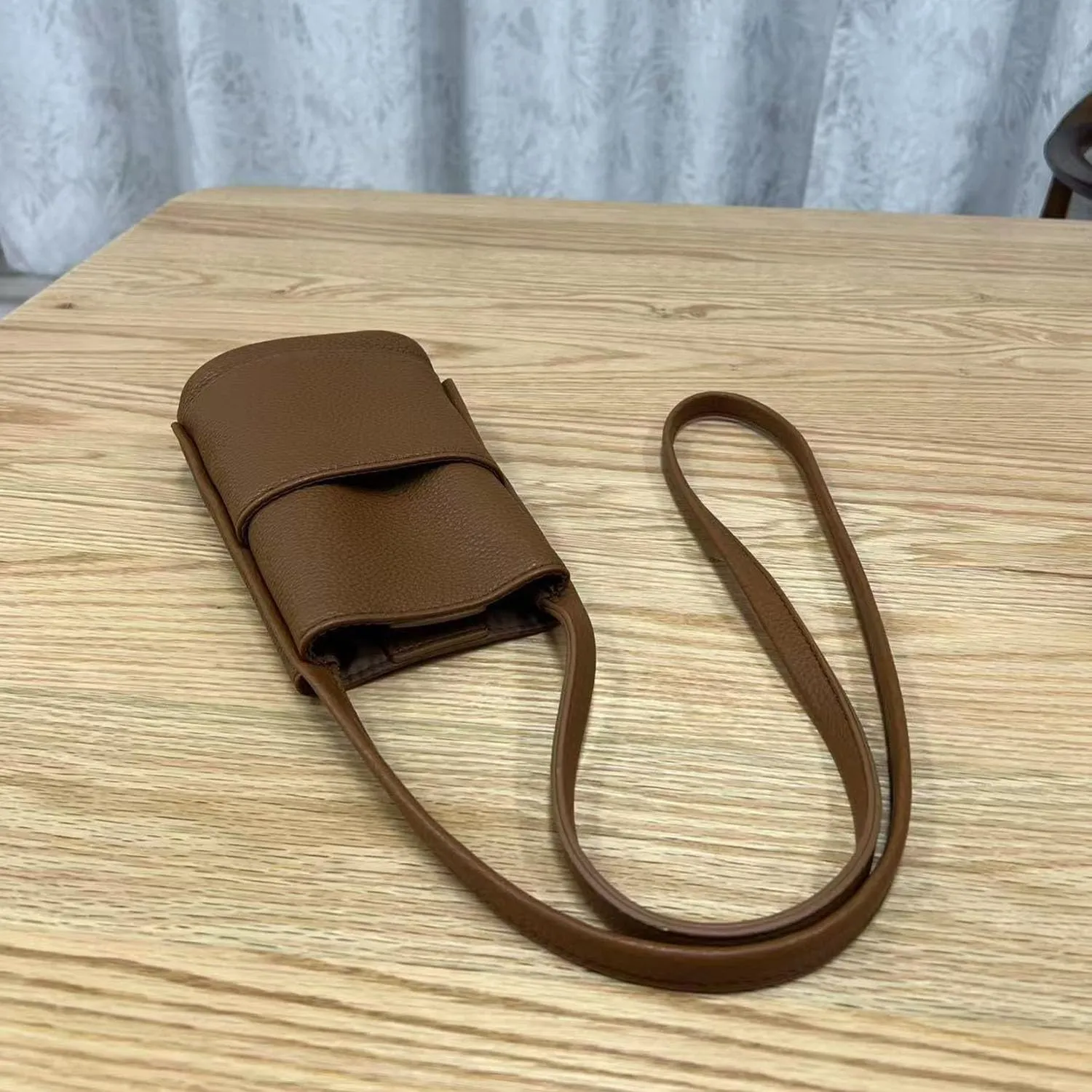 Crossbody Bag Small Crossbody Purse for Women Trendy Adjustable shoulder straps