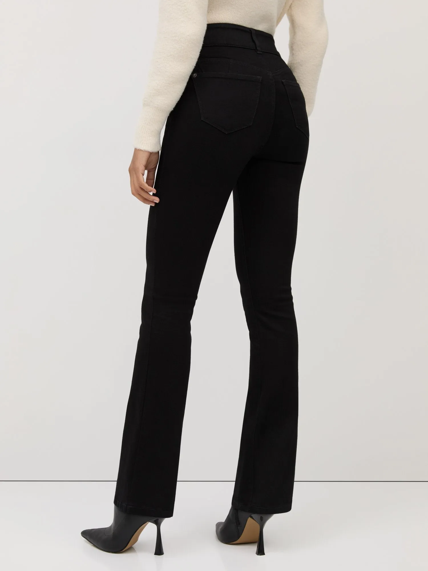 Curvy High-Waisted Barely Bootcut Jeans - Black