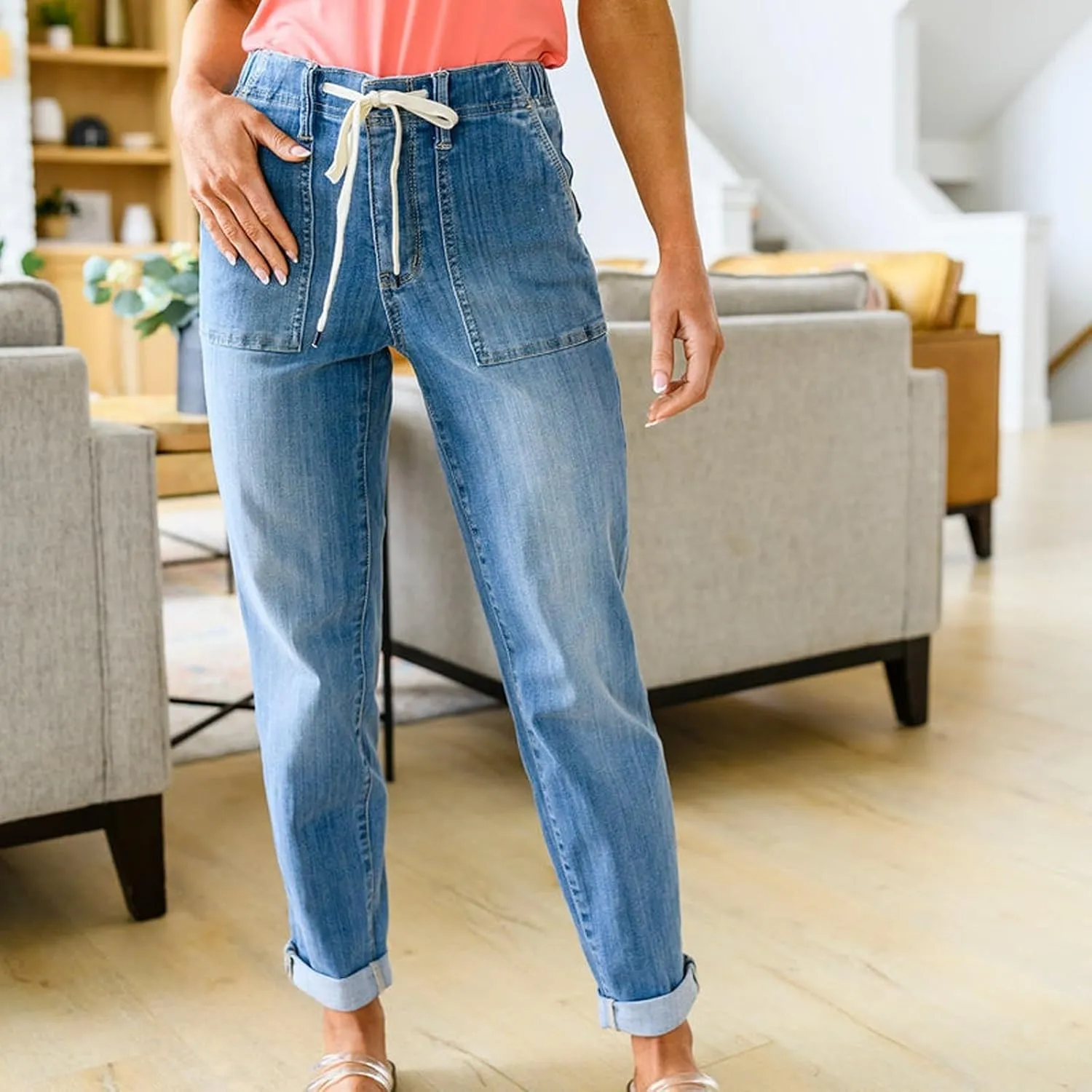 Gumipy Women's Pull On Denim Joggers Elastic Waist Stretch Drawstring Jeans with Pocket Casual Baggy Cropped Jeans