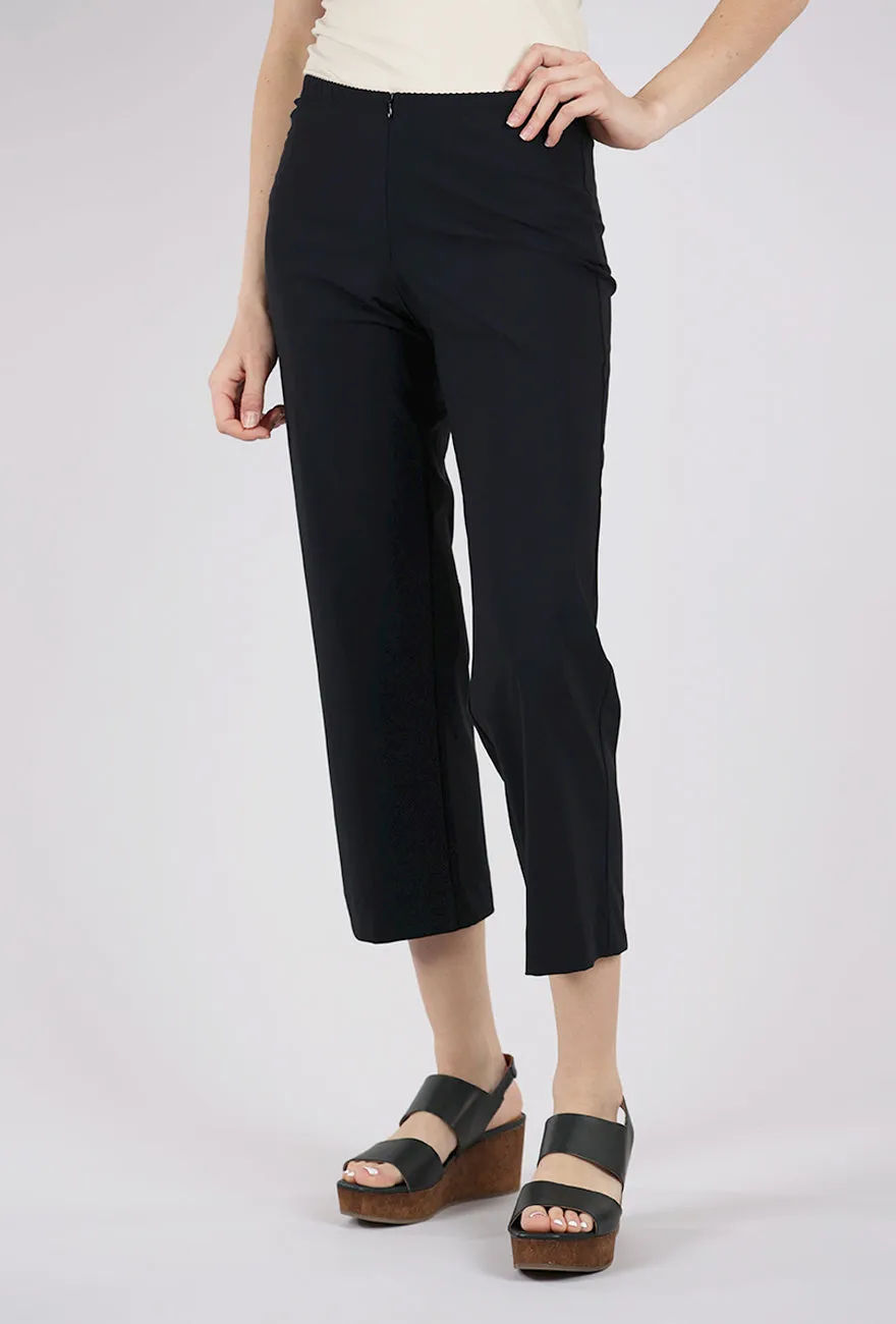 Jet Jersey Crop Traveler Pant, Black