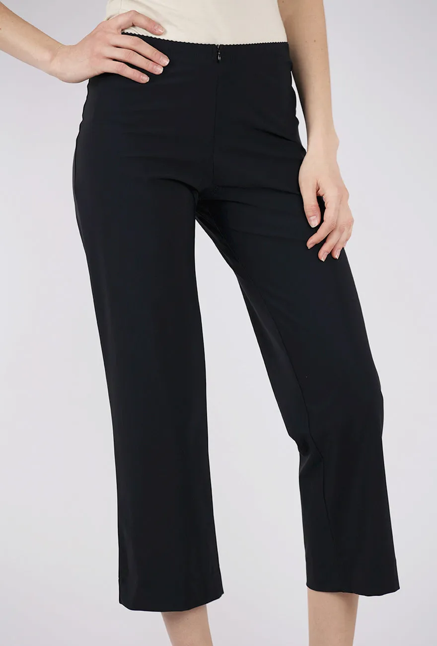 Jet Jersey Crop Traveler Pant, Black
