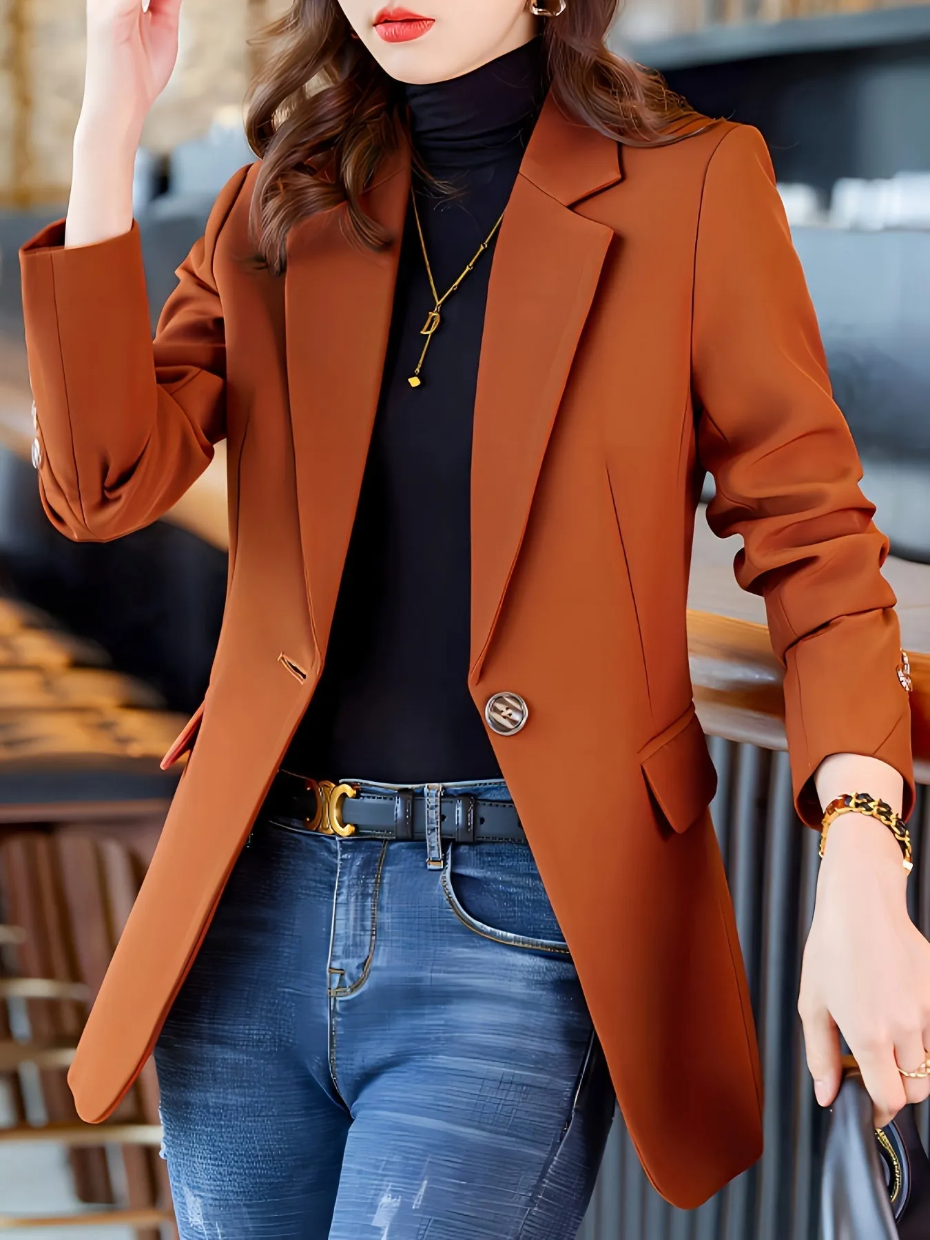 LOTESSA | Elegant Blazer with Engraved Collar and Buttons