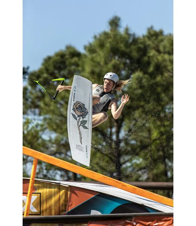 Ronix Utopia Wakeboard Package with Kinetik Boots (2024)