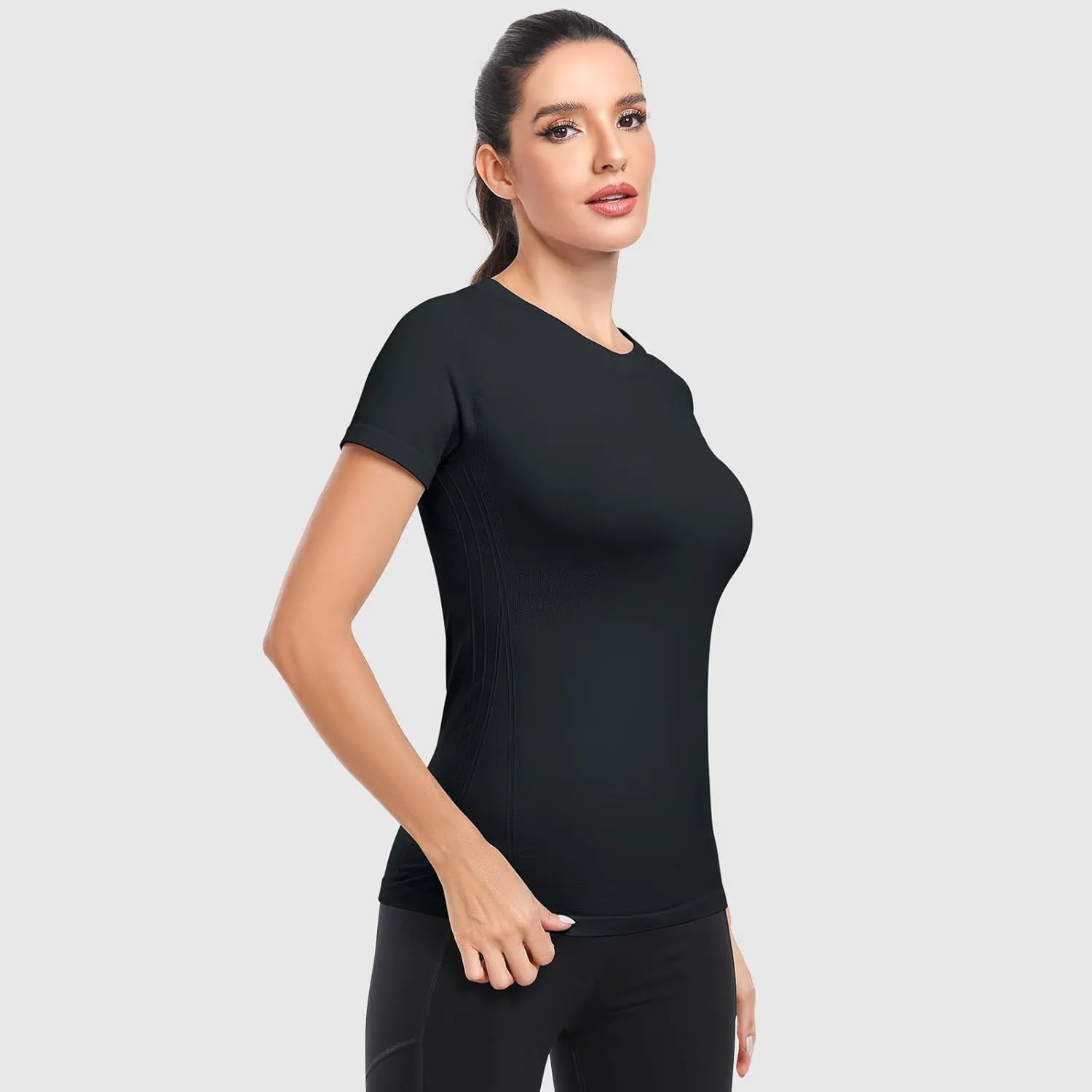WANAYOU 2 Pack Workout Shirts for Women,Workout Tops for Women Short Sleeve,Breathable Yoga T Shirts Athletic Gym Gym Shirt