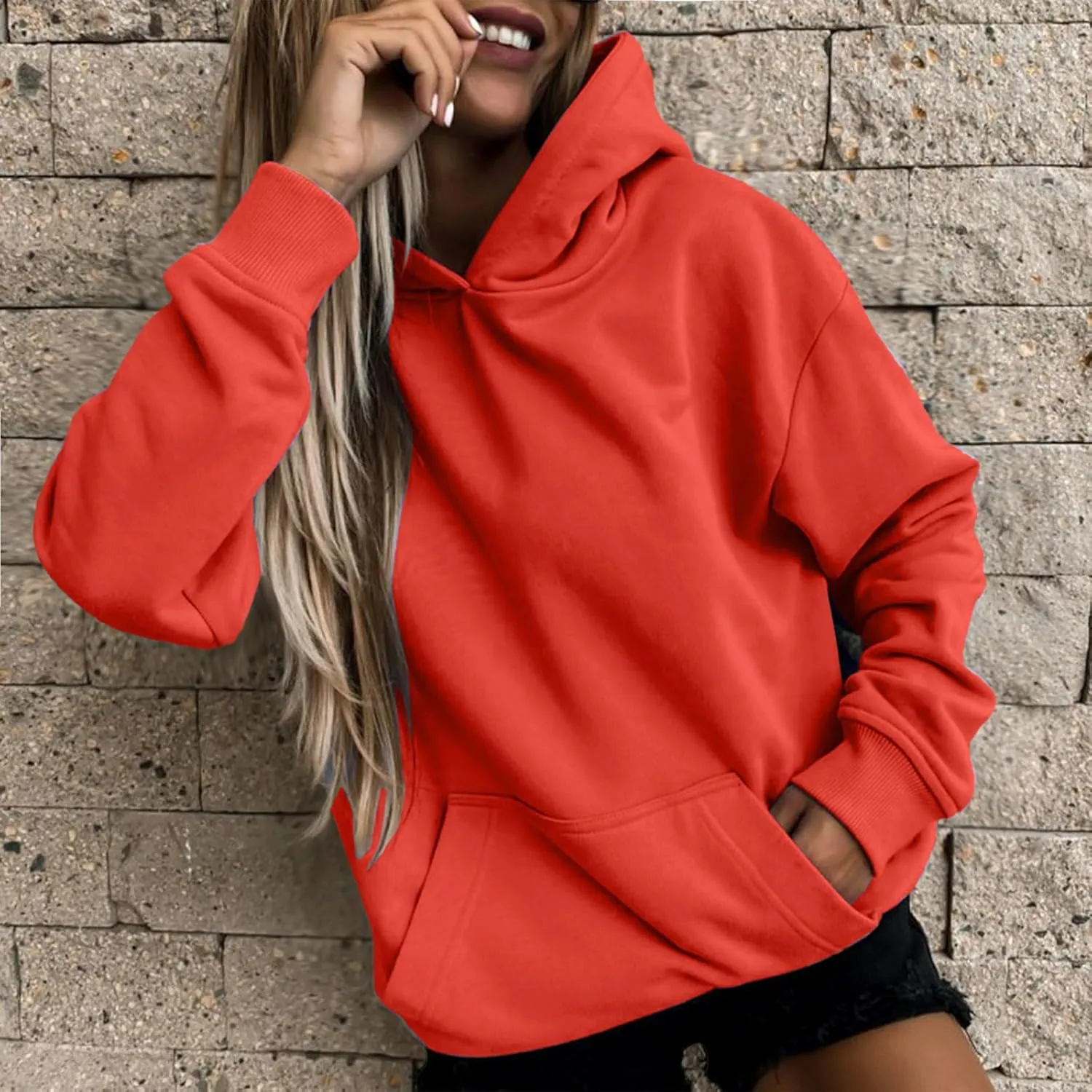 womens Hoodies Long Sleeve Oversized Sweatshirts Comfy Casual Loose Fit Pullover Fashion Fall Tops Pockets