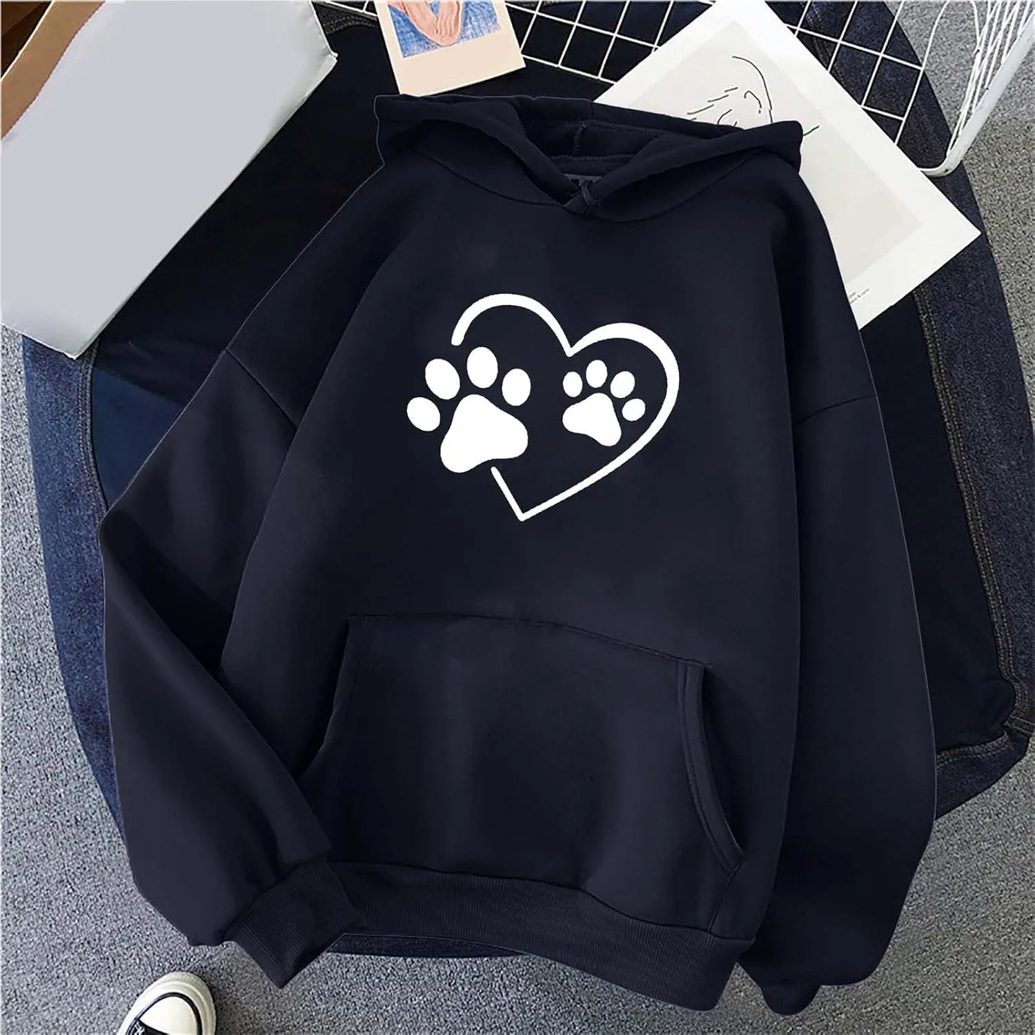 Womens Long Sleeve Loose Fit Hooded Sweatshirts Cute Heart Print Pullover Drawstraing Casual Fall Fashion Hoodies
